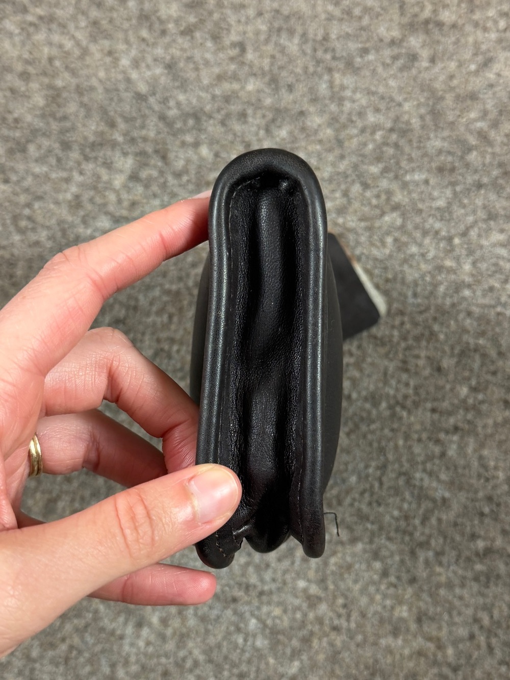 Couch pouch - Picture 3 of 11